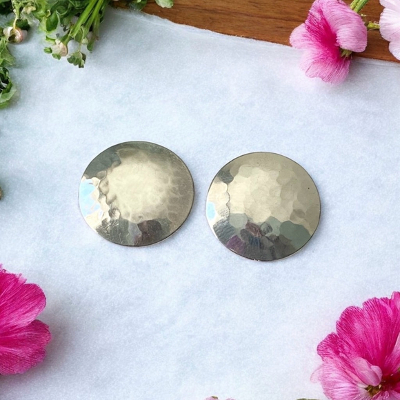 Vintage Sterling Silver 925 Hammered Disk Pierced Earrings. - Picture 4 of 6